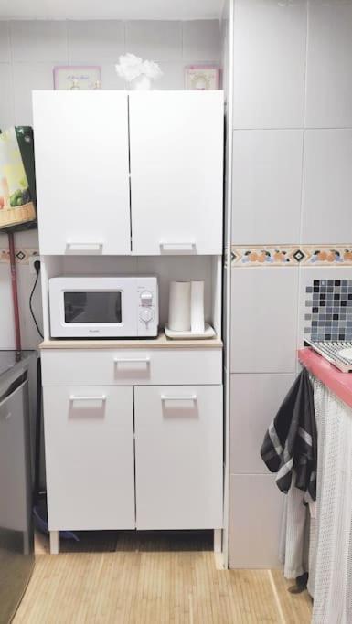 Bonito Apartamento De Dos Dormitorios En El Centro Y Calle San Miguel Torremolinos Exterior photo